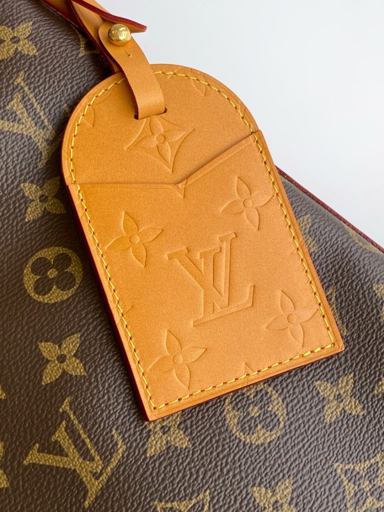 图片[8]-【LV METIS 手袋】M14018 老花（复古） 本款 Monogram 帆布打造的 Métis 以自我态度实践承诺。 Métis 手袋着重线条与轮廓，它既具备了现代手袋所需的多功能性，又继承了路易威登传统的优雅迷人。 两条可脱卸肩带，可以用来手提、手挽或是肩背。尺寸48x36x12cm-newbee