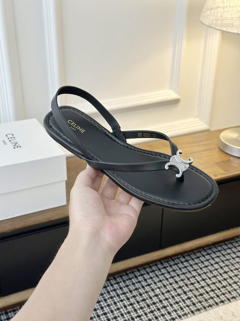 图片[8]-〖𝐂𝐄𝐋𝐈𝐍𝐄〗SS新品思琳复古罗马凉鞋 进出无压力，重工版，拒绝一眼假low货 原版楦型，调试N次、这款上脚绝对Vintage复古风味十足-newbee