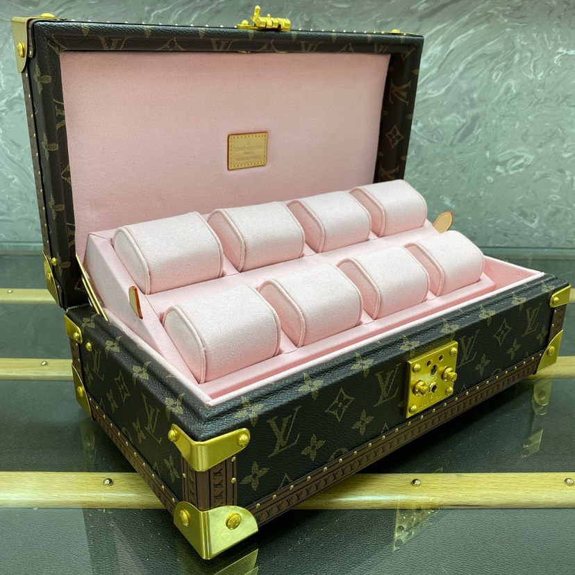 图片[7]-COFFRET 8 MONTRES 表盒这款8只装腕表盒以经典的帆布制成。它可便利地从保险箱存放至手提箱中，并配有一个可拆卸托盘用于藏匿其他贵重物品。【8只手表盒硬箱】size:34x13x18cm-newbee
